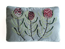 Load image into Gallery viewer, PROTEA NERIIFOLIA heavy linen box
