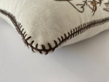 Load image into Gallery viewer, SONKWAS RESTIO heavy linen scatter