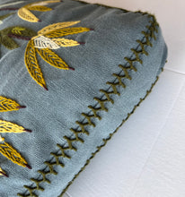 Load image into Gallery viewer, GOLDEN CONEBUSH heavy linen box