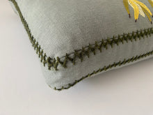 Load image into Gallery viewer, GOLDEN CONEBUSH heavy linen box