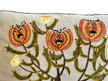 Load image into Gallery viewer, COMMON PINCUSHION heavy linen box