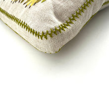 Load image into Gallery viewer, GOLDEN CONEBUSH heavy linen box