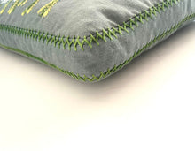 Load image into Gallery viewer, WHITE BOTTLEBRUSH ERICA heavy linen box