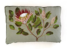 Load image into Gallery viewer, KING PROTEA heavy linen box