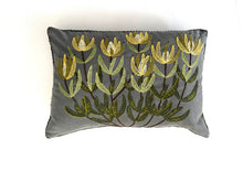 Load image into Gallery viewer, GOLDEN CONEBUSH heavy linen scatter