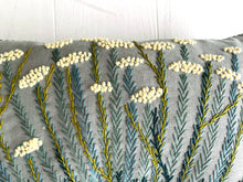 Load image into Gallery viewer, KOOIGOED heavy linen scatter