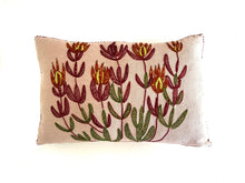 Load image into Gallery viewer, SUNSHINE CONEBUSH heavy linen scatter