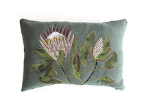 Load image into Gallery viewer, KING PROTEA heavy linen scatter