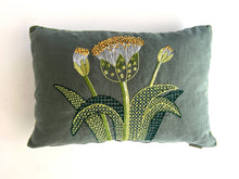 Load image into Gallery viewer, WHITE PAINTBRUSH LILY heavy linen scatter