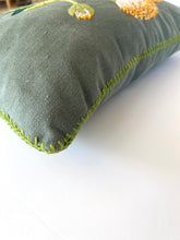 Load image into Gallery viewer, WHITE PAINTBRUSH LILY heavy linen scatter