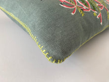 Load image into Gallery viewer, ERICA DISCOLOR heavy linen scatter

