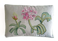 Load image into Gallery viewer, CANDELABRA LILY heavy linen box
