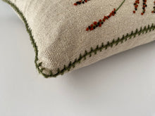 Load image into Gallery viewer, CAPE THATCHING RESTIO heavy linen scatter
