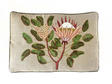 Load image into Gallery viewer, KING PROTEA heavy linen box
