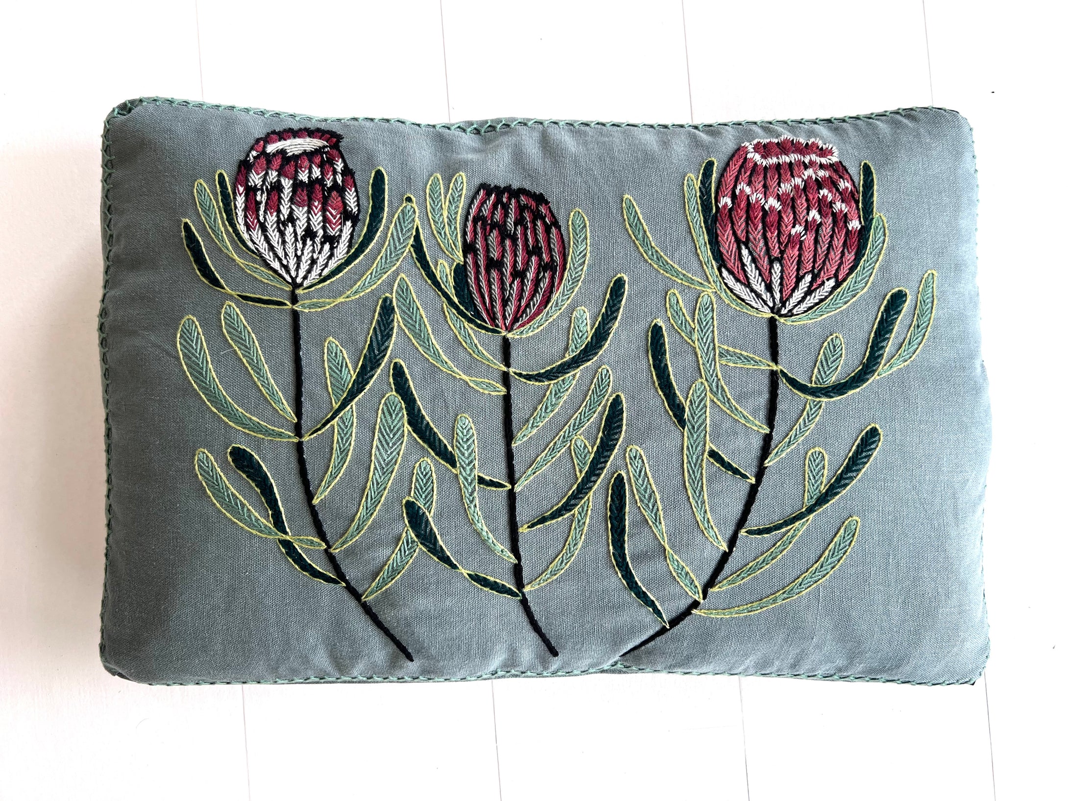 PROTEA NERIIFOLIA heavy linen box