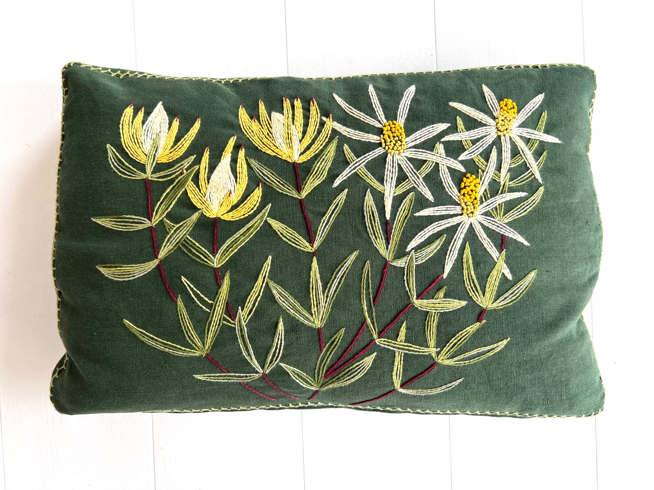 GOLDEN CONEBUSH heavy linen box