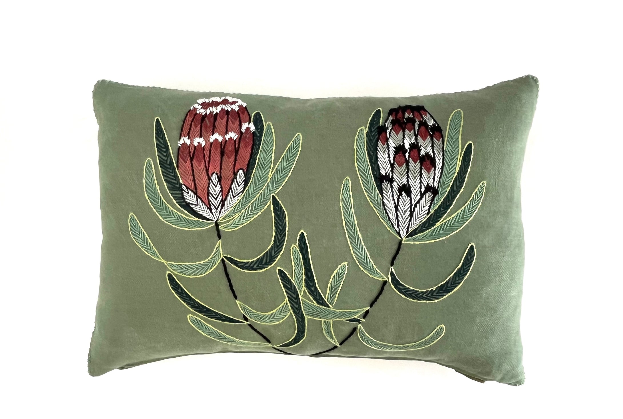 PROTEA NERIIFOLIA heavy linen scatter