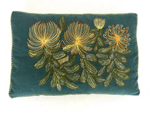 Load image into Gallery viewer, COMMON PINCUSHION heavy linen box
