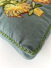 Load image into Gallery viewer, COMMON PINCUSHION heavy linen box
