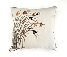 Load image into Gallery viewer, RESTIO VERGIA heavy linen square
