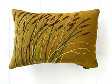 Load image into Gallery viewer, PAPER-SHEATH RESTIO heavy linen scatter
