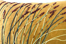 Load image into Gallery viewer, PAPER-SHEATH RESTIO heavy linen scatter

