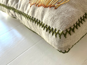 COMMON PINCUSHION heavy linen box