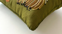 Load image into Gallery viewer, COMMON PINCUSHION heavy linen scatter
