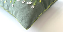 Load image into Gallery viewer, HARDEBOS heavy linen scatter
