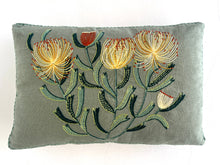 Load image into Gallery viewer, TOTTUM'S PINCUSHION heavy linen box
