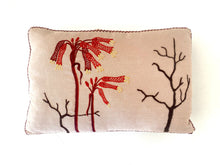 Load image into Gallery viewer, FIRE LILY heavy linen box
