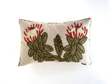 Load image into Gallery viewer, PROTEA NERIIFOLIA heavy linen scatter
