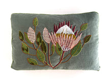 Load image into Gallery viewer, KING PROTEA linen box
