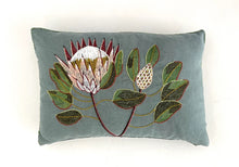Load image into Gallery viewer, KING PROTEA heavy linen scatter
