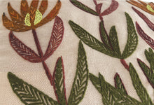 Load image into Gallery viewer, SUNSHINE CONEBUSH heavy linen scatter
